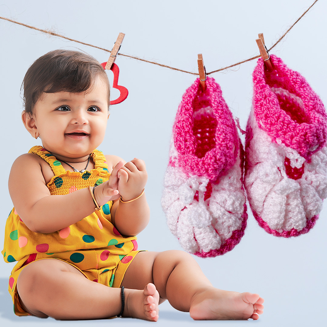 Handmade Woolen baby socks🚼